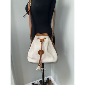 Vintage Dooney & Bourke White Pebble Leather Bucket Bag​